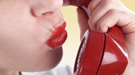 Психологи выяснили: телефонный интим укрепляет отношения