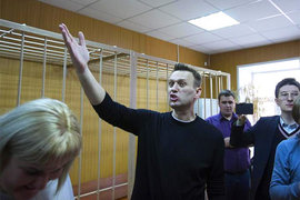 Не идут дела: "Кировлес" сорвал поход Навального на Кремль