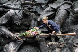 Инна НОВИКОВА — о Дне Победы в тысячелетней войне