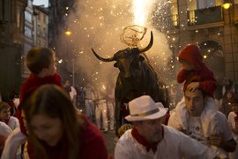 Бег с быками в Испании: наперегонки со смертью