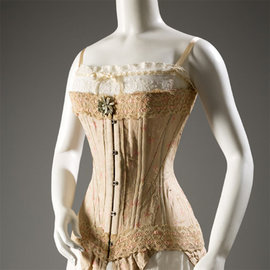 женское нижнее бельё, Музей моды