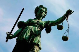 Сенаторы предложили засудить Украину в ЕСПЧ