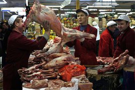 Бессмысленность и ужесточение: Как Майдан пытался Крым душить 