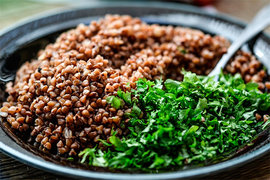 гречка, зелень