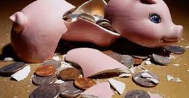 России придется жить в долг? Об этом в прямом эфире Pravda.Ru говорим с экономистом Андреем Паршевым