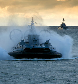 Корабль на воздушной подушке "Мордовия"