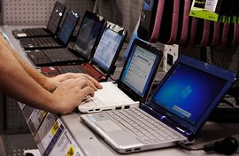 Разведка США оценивает планы России по украинских соцсетям?