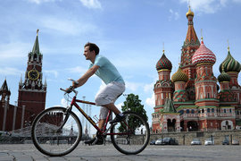 С приходом тепла в Москве многие открыли или только собираются открыть велосезон