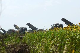 Нацгвардия Украины нацелила 'Грады' на Донецк