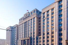 Социологи утверждают, что если выборы в парламент пройдут завтра - Дума будет двухпартийной. А за кого проголосовали бы вы?