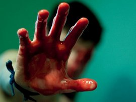 Опубликовано страшное видео жестокого расстрела туристов в Тунисе (18+)