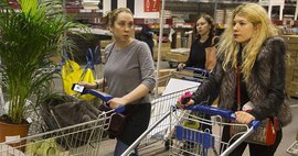 женщины, супермаркет, магазин, тележки