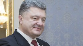 Олег Назаров, доктор исторических наук, в интервью Pravda.Ru объяснил, почему президент Украины Петр Порошенко сравнивает Сталина с Гитлером