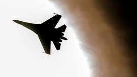 Пентагон в страхе: Российский Су-276 совершил жесткий перехват самолета-разведчика RC-135U