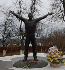 У штаб-квартиры NASA в США почтили память первого космонавта Юрия Гагарина