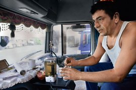 Минобороны показало дальнобойщиков, работающих на ИГИЛ