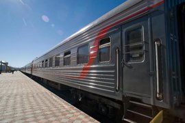 Обрыв проводов под Тверью привел к сбою графика движения поездов