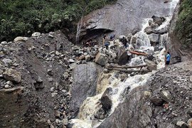 Количество жертв оползня в Гватемале выросло до 186 человек -