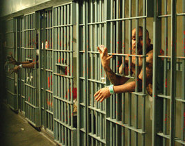 В США из экономии отпустят на свободу 6 тысяч заключенных