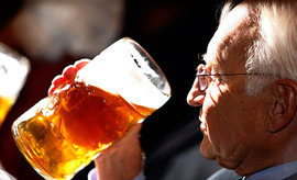 Изобретен самоохлаждающийся стакан для пива