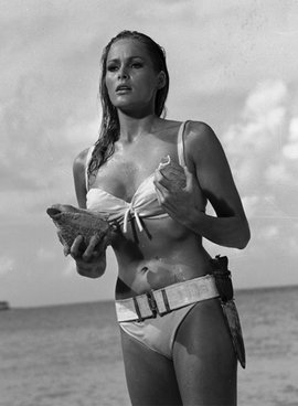 Джеймс Бонд