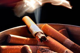 "Курилки" возвращаются в аэропорты и на вокзалы