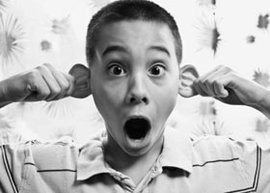 лопоухость, ухо, тугоухость, глухота, плохой слух, плохо слышащий