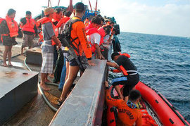 Жертвами крушения парома на Филиппинах стали 38 человек 