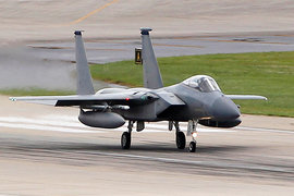 США разместят в Европе многоцелевые истребители F-22