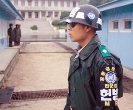 Южная Корея прекращает пропаганду на границе с КНДР