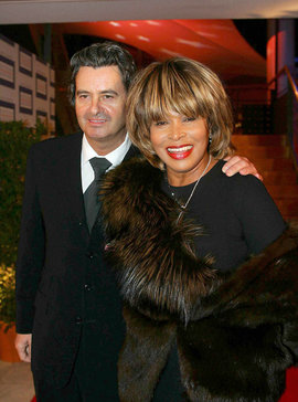 Тина Тернер, Эрвин Бах