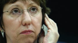 Кэтрин Эштон: Всю информацию о крушении "Боинга" необходимо проверить