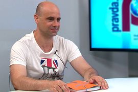 Украинский политолог Юрий Городненко в интервью Pravda.Ru объяснил, почему США не хотят развала России