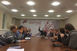 Коалиция либералов раскололась на праймериз