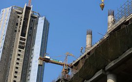 Из-за кризиса большинству россиян придется в ближайшие три года отказаться от ипотеки и ремонта. Подробнее: 