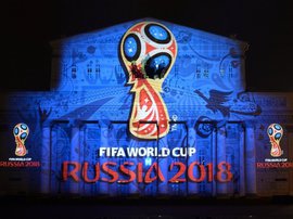 К 2018 году на дорогах Москвы организуют новые "футбольные" выделенные полосы 