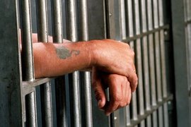 Российские сенаторы предложили реформировать систему УДО