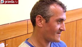 Москвич выбросил из окна школьницу и собаку. ВИДЕО