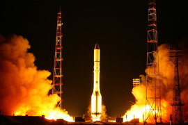 15 лет позади и столько же впереди - ОАО «Газпром космические системы» продолжает сотрудничество с научно-производственным центром им. Михаила Хруничева