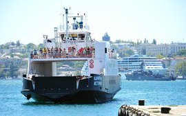 Очередь на паромы в Крым сократилась в три раза