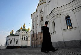 Православных священников и студентов духовных заведений будут обучать языку глухонемых