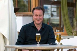 Кэмерон считает "самовредительством" выход Британии из ЕС