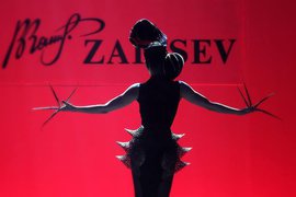 Лека Миронова: Советская мода и ню для ЦК