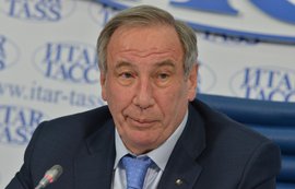 За что наказали Шамиля Тарпищева?