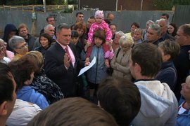 В Перми жильцов эвакуированного дома с трещинами в стенах заселяют обратно