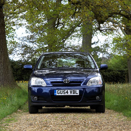 автомобиль Toyota