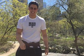 "Алмазный мальчик" уехал, но обещал вернуться