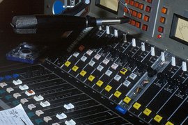 "Эху Петербурга" придется приостановить свое вещание