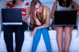 девушки, подростки, интернет