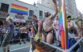 Социологи выяснили отношение россиян к гей-бракам